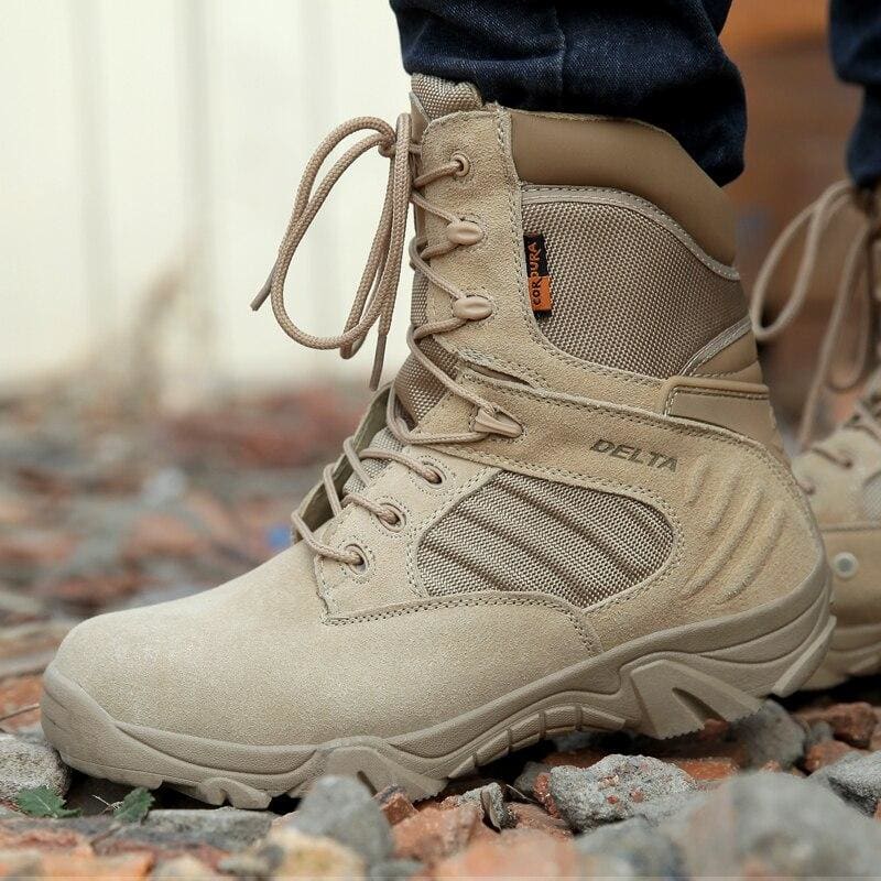 Bota militar mujer