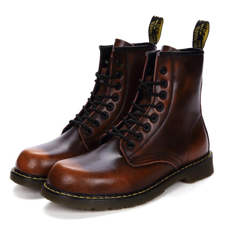 Botas de militar hombre calle