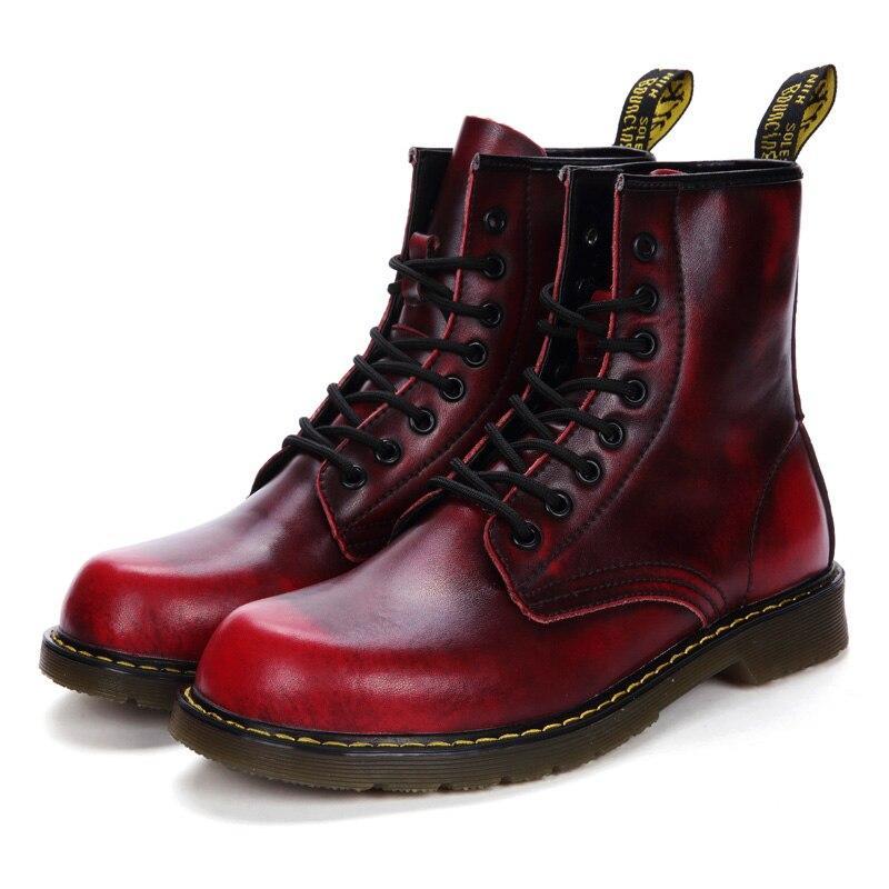 Botas de militar hombre calle