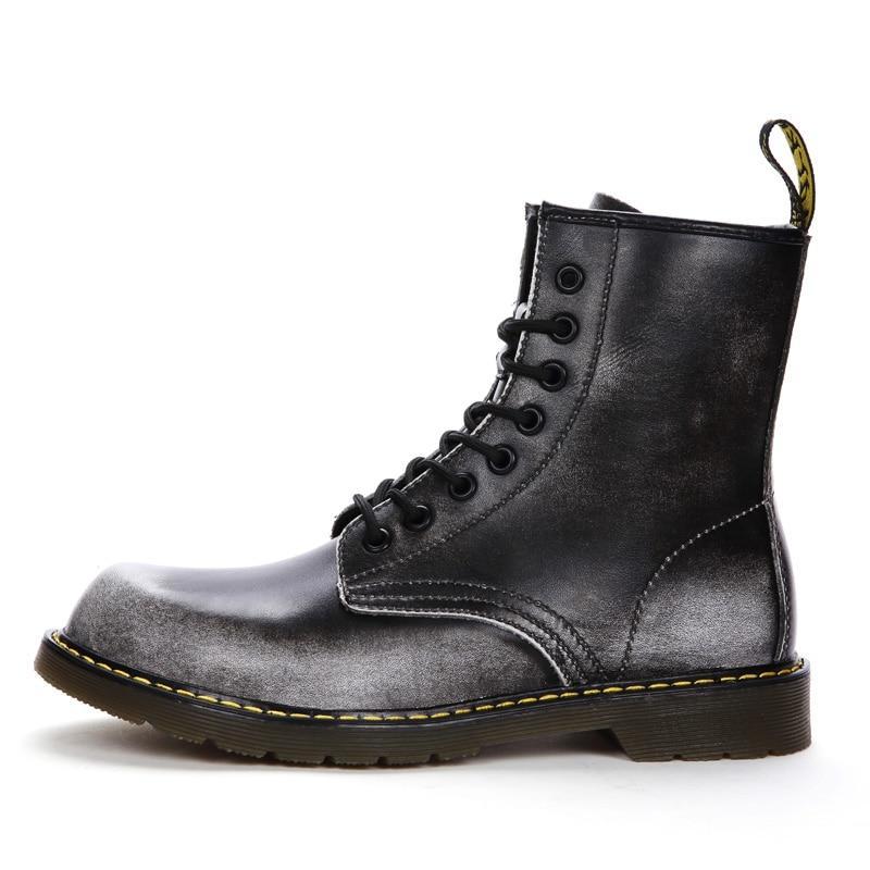 Botas de militar hombre calle
