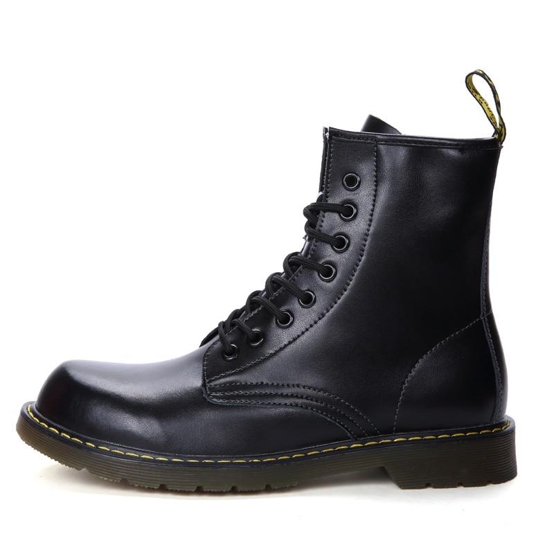 Botas de militar hombre calle