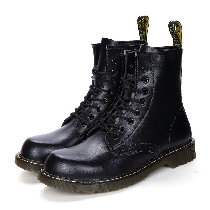 Botas de militar hombre calle