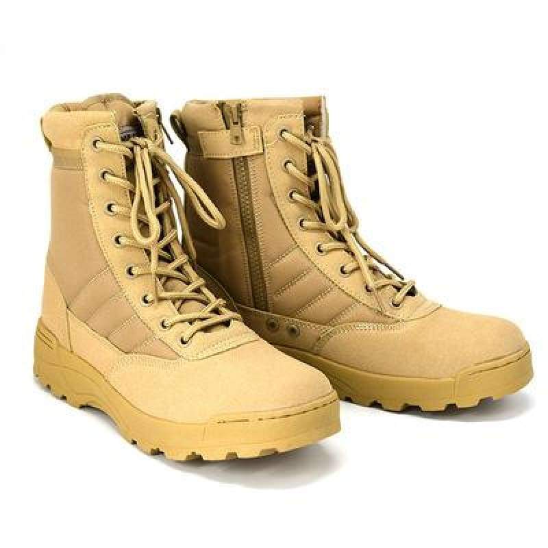 Botas negras mujer militar