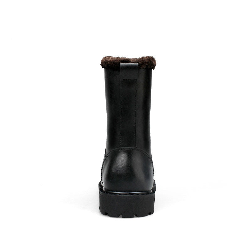 Botas negras mujer militar