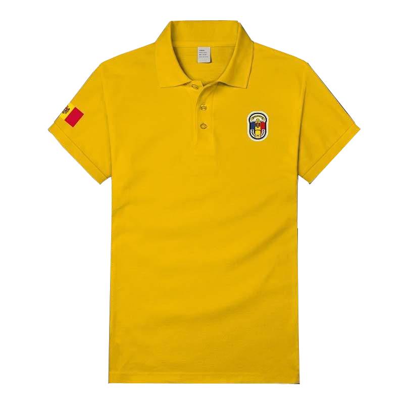 Camisa polo azul cielo