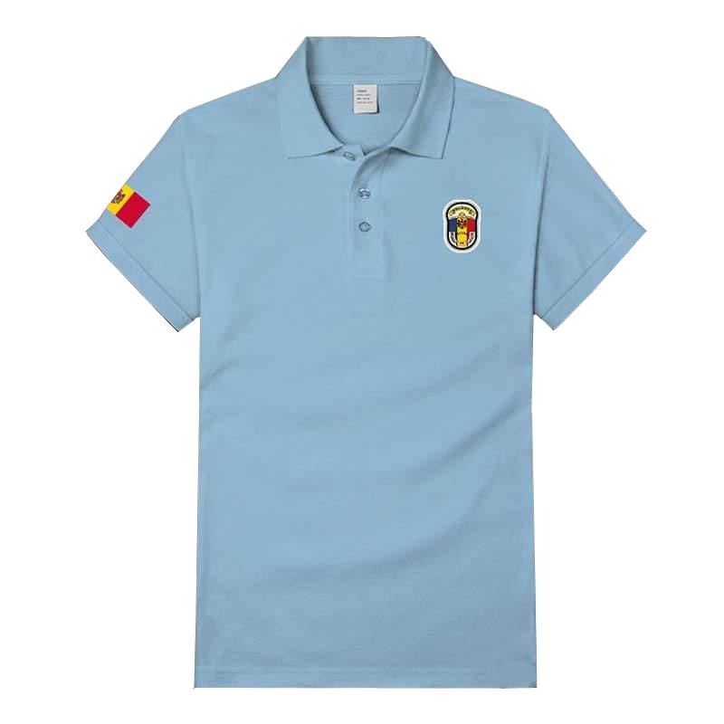Camisa polo azul cielo