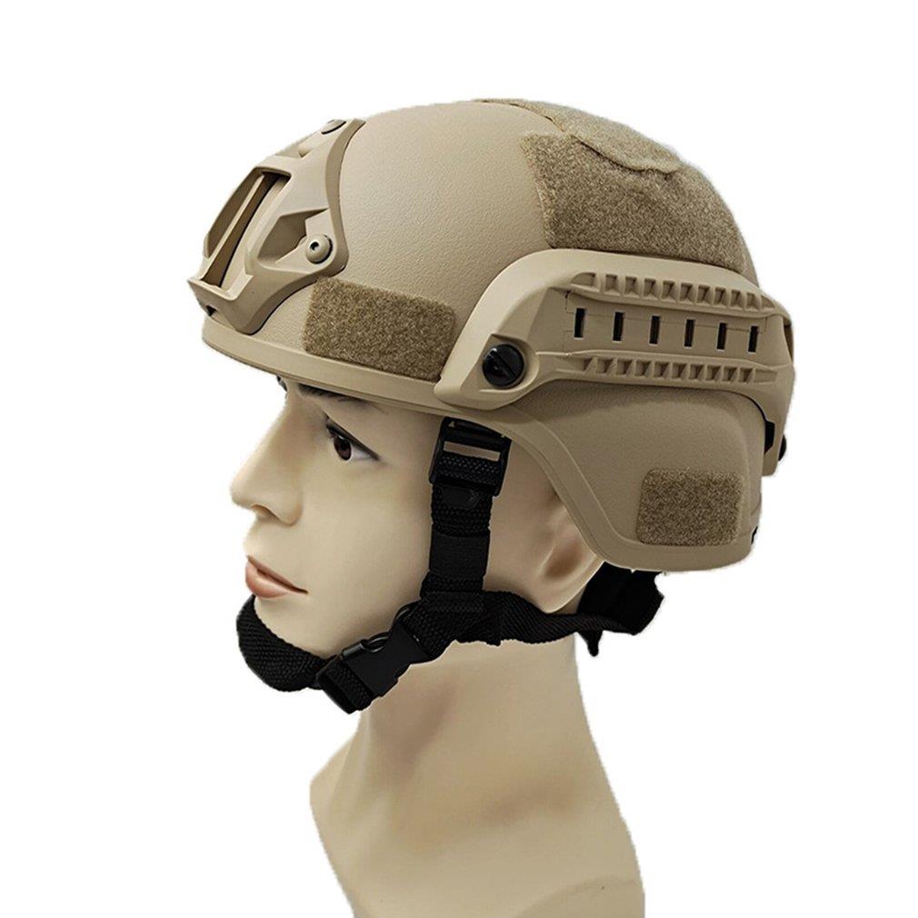 Casco de plastica militar