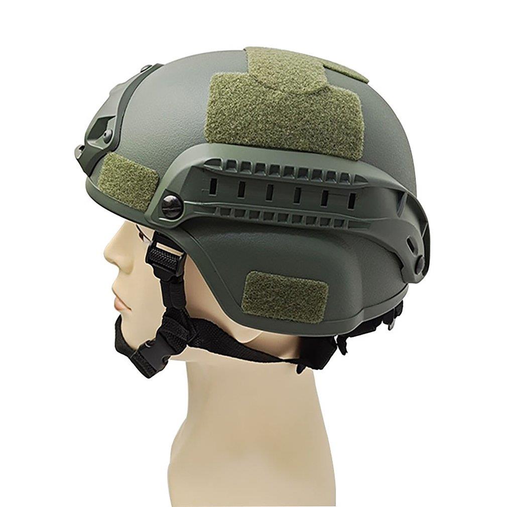 Casco de plastica militar