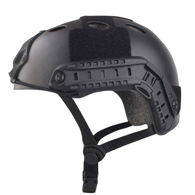 Casco militar con agujero