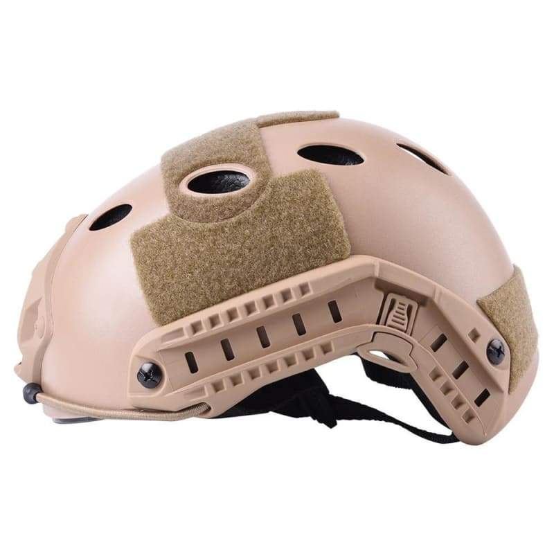 Casco militar con proteccion facial