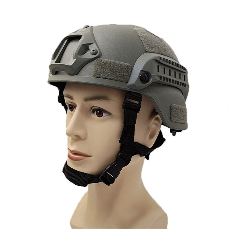 Casco militar moderno españa