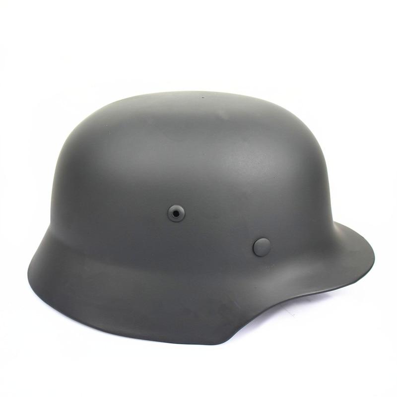 Casco militar real