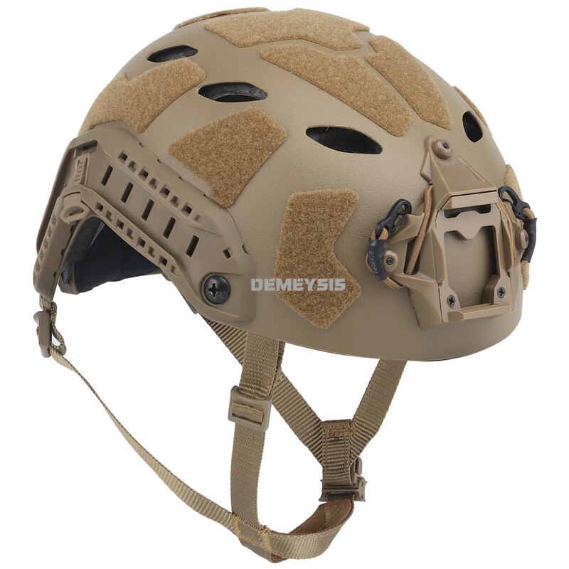 Casco militar sueco