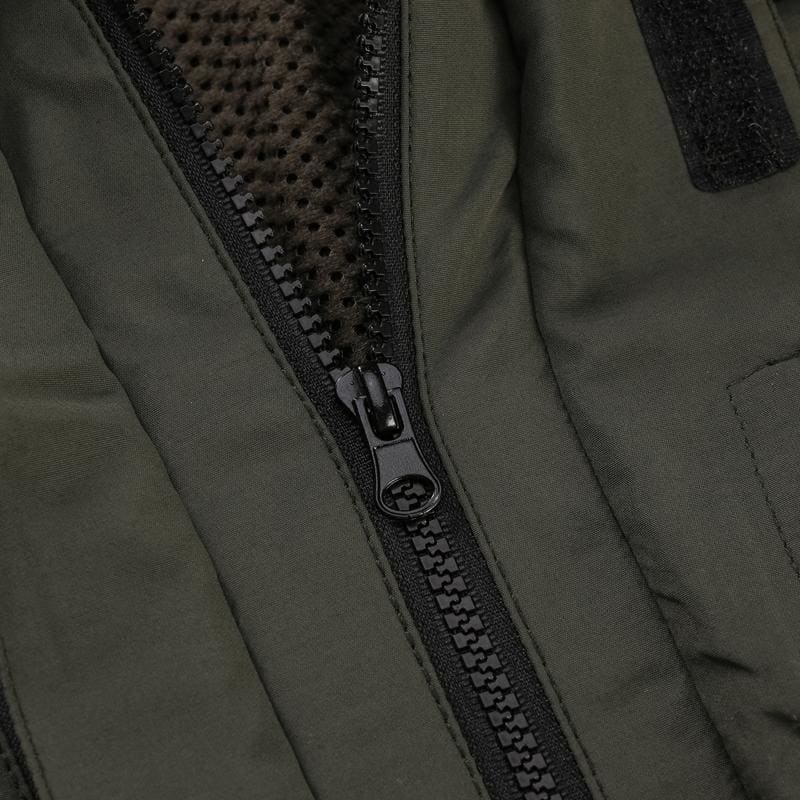 Chaqueta estilo militar para hombre