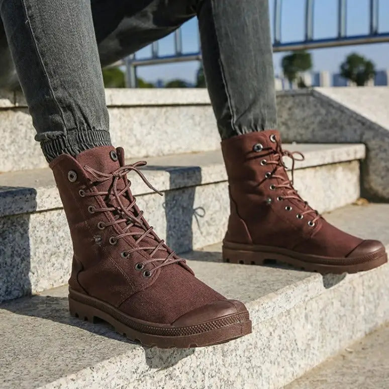 Chaussure militaire vintage
