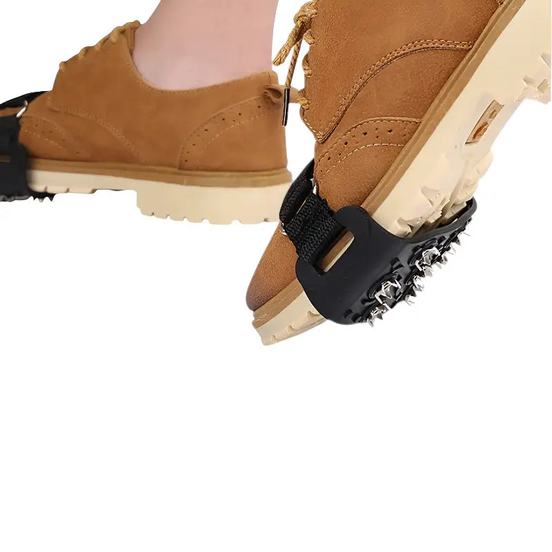 Crampons anti glisse randonnée