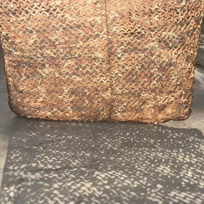 Filet de camouflage avec cordage