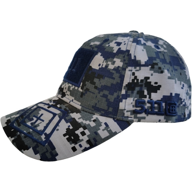 Gorra de tipo militar