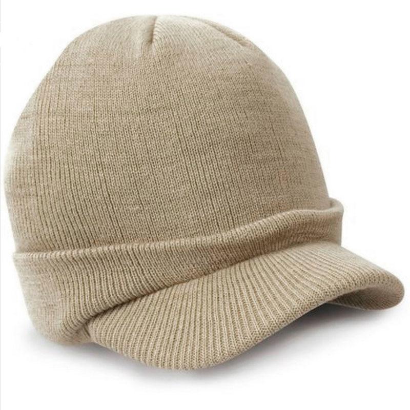 Gorro militar de visera