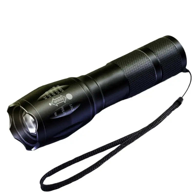 Lampe torche ultra puissante military flashlight
