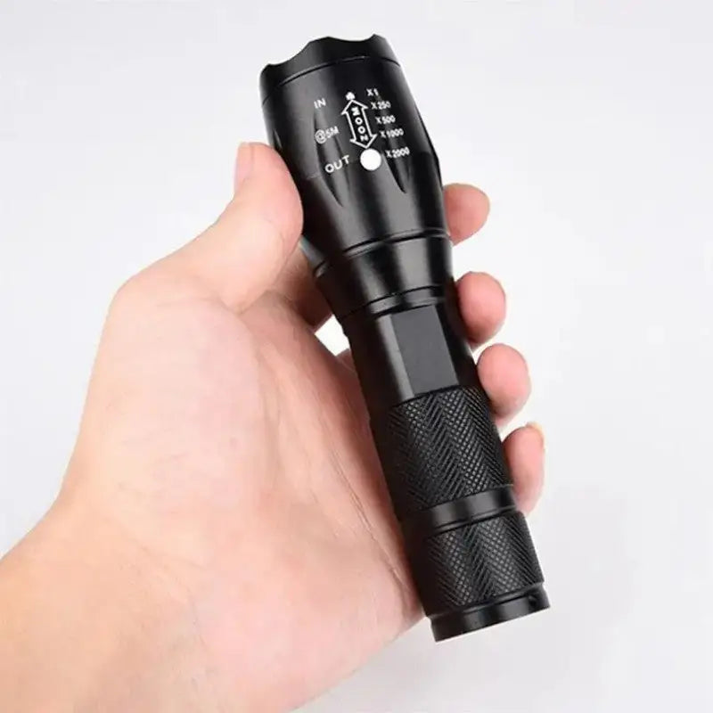 Lampe torche ultra puissante military flashlight