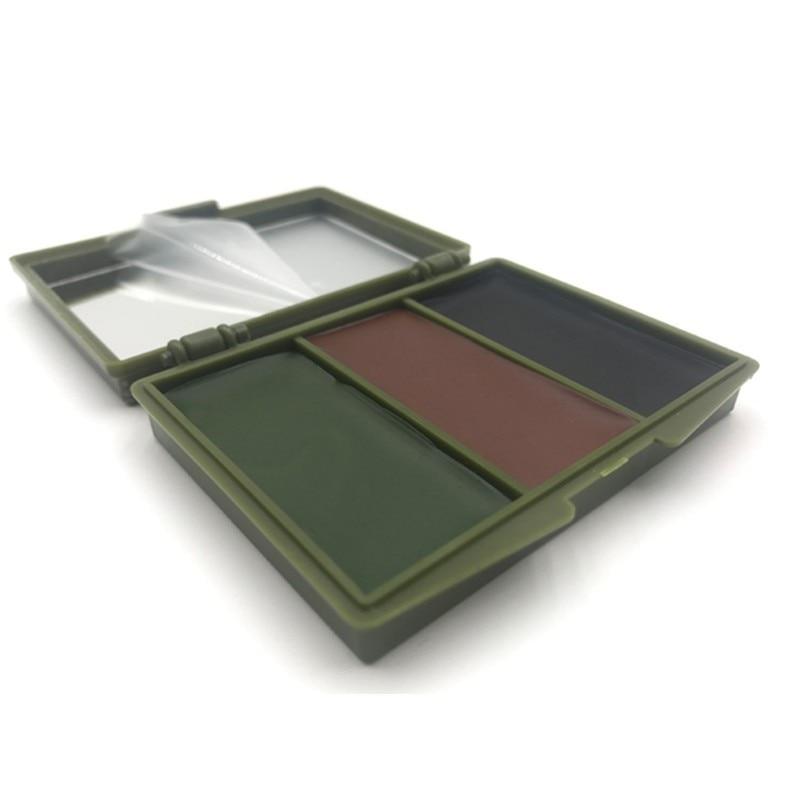 Maquillaje militar hombre