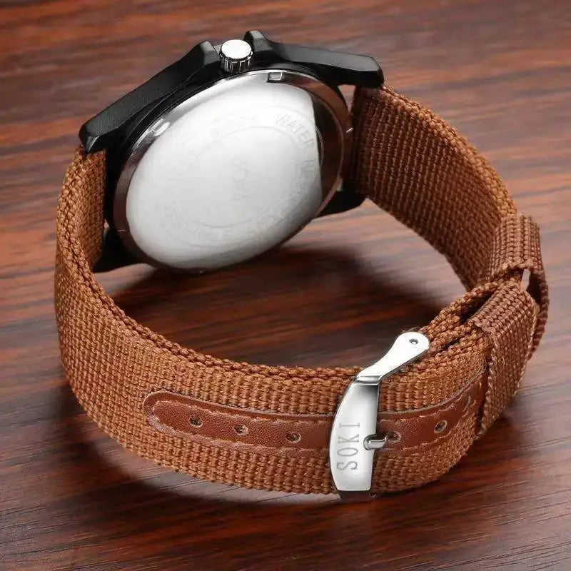 Montre bracelet militaire