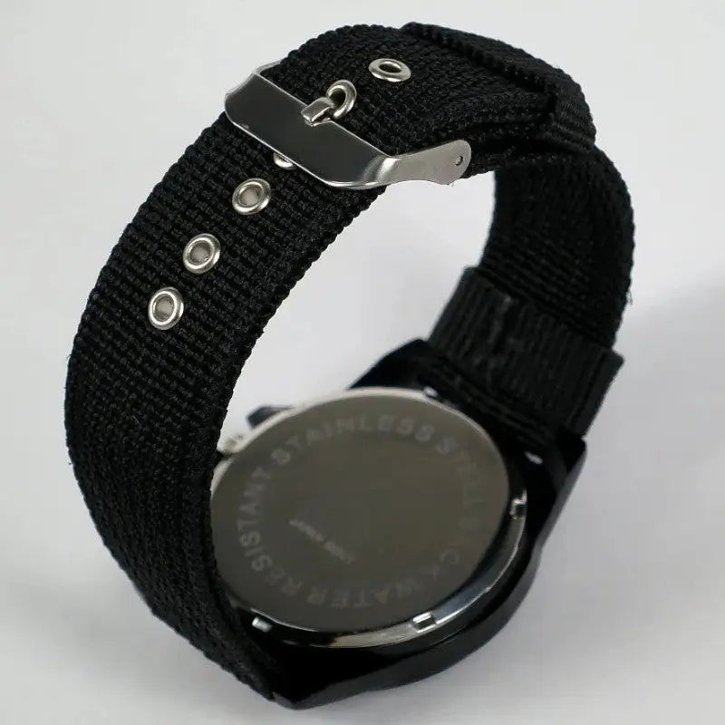 MONTRE MILITAIRE - ARMÉE SUISSE