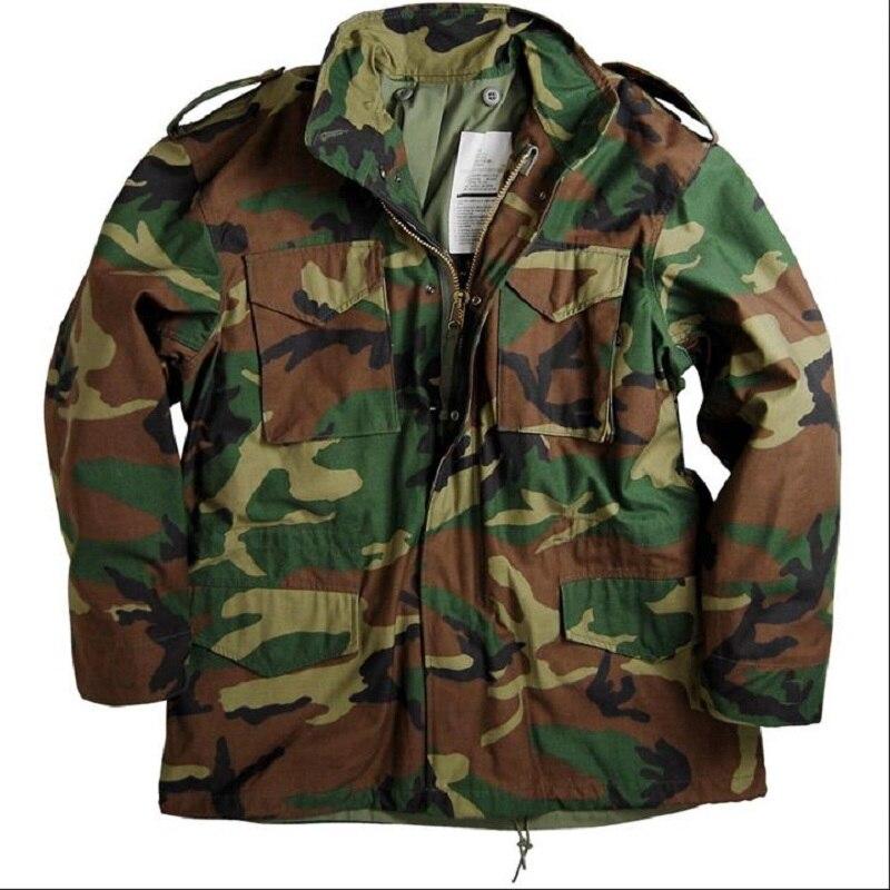 Outfit chaqueta militar hombre