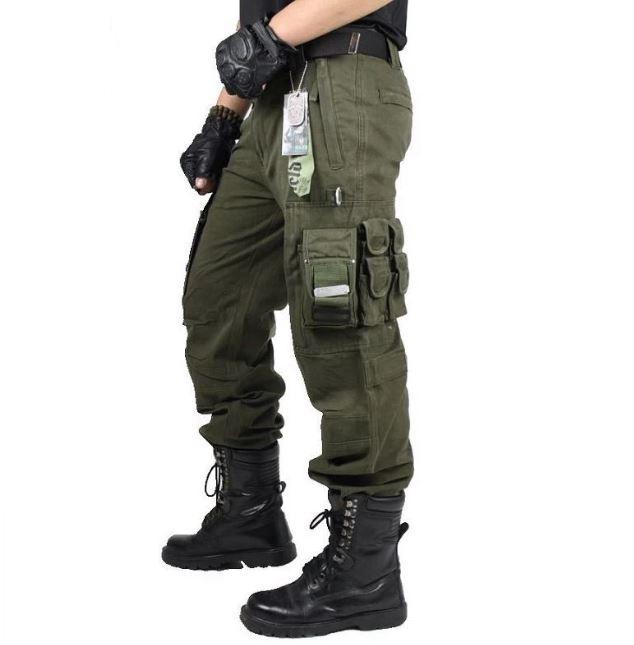 Pantalon camuflaje verde oscuro hombre