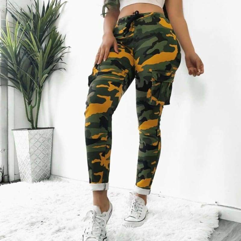 Pantalón cargo camuflaje mujer