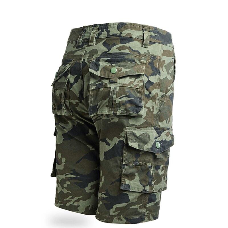 Pantalon corto estampado militar