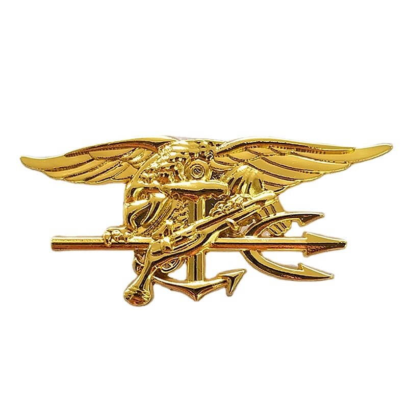 Paracaidistas militares españoles insignias