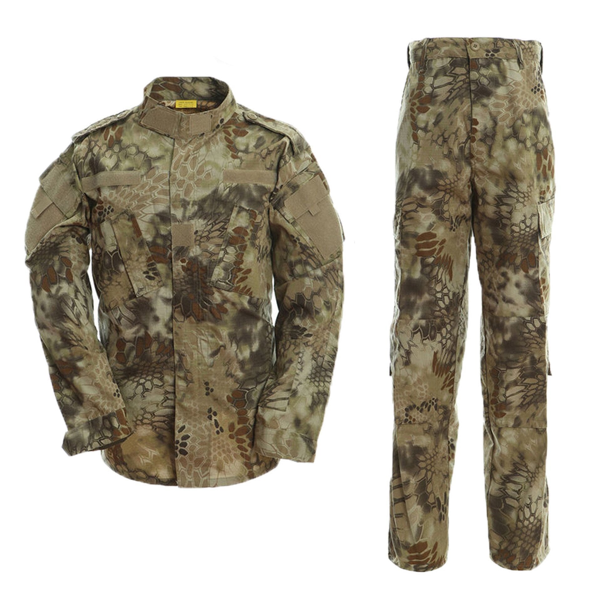 Uniforme militar camuflaje