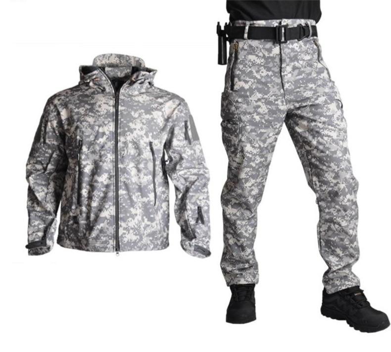 Uniforme militar de combate españa
