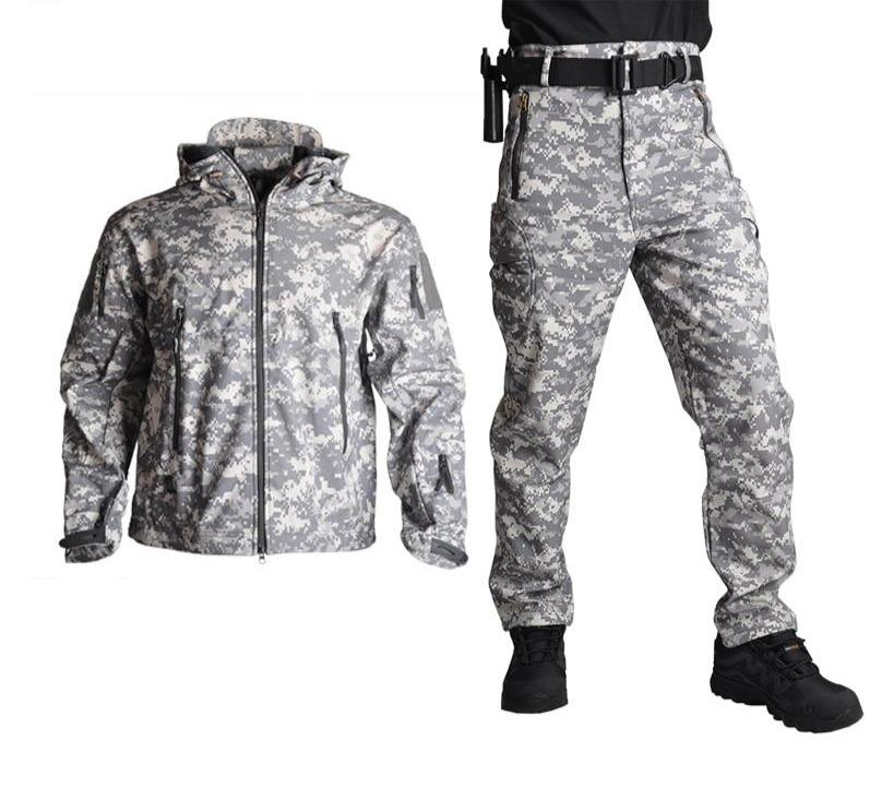 Uniforme militar de combate españa