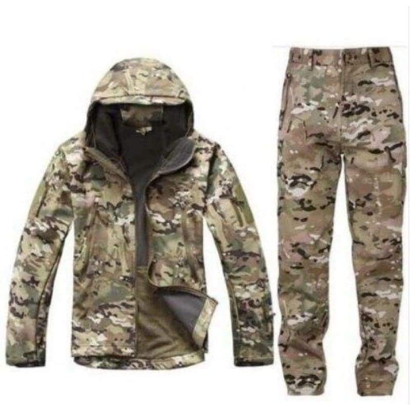 Uniforme militar de combate español