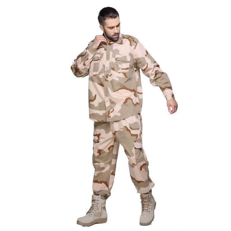 Uniforme militar hombre