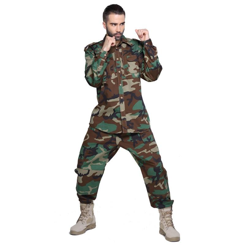Uniforme militar hombre