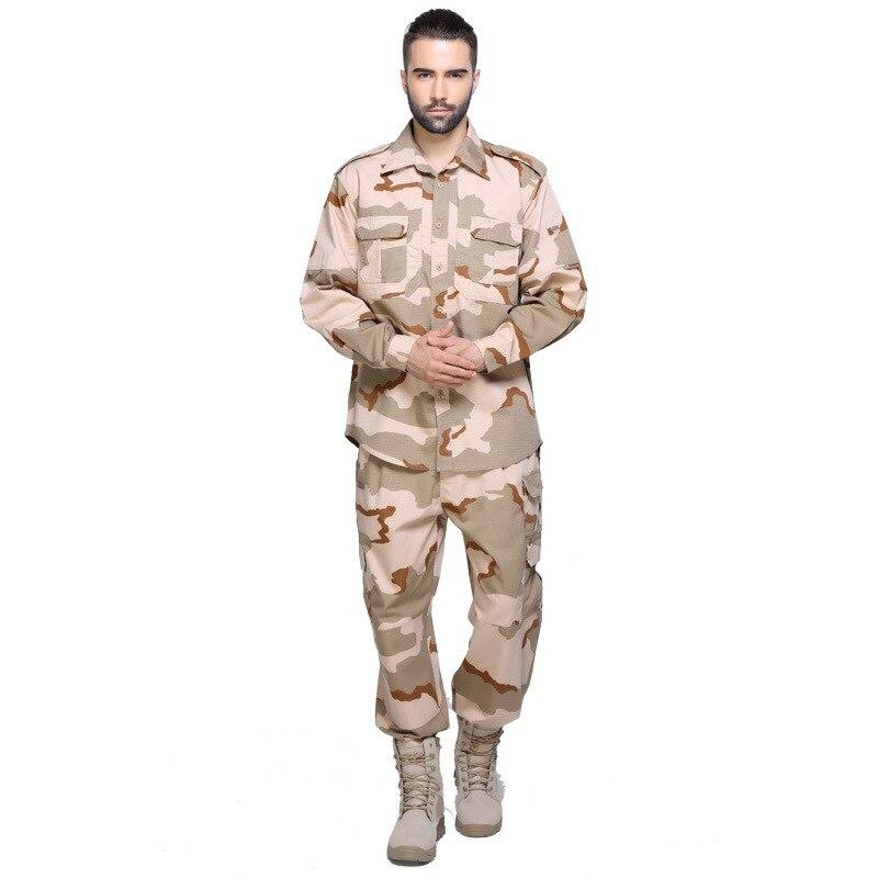 Uniforme militar hombre